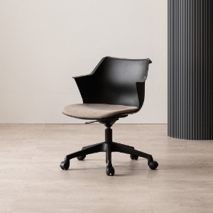 Werksy Tasker Chair (seat fabric-샌드베이지)